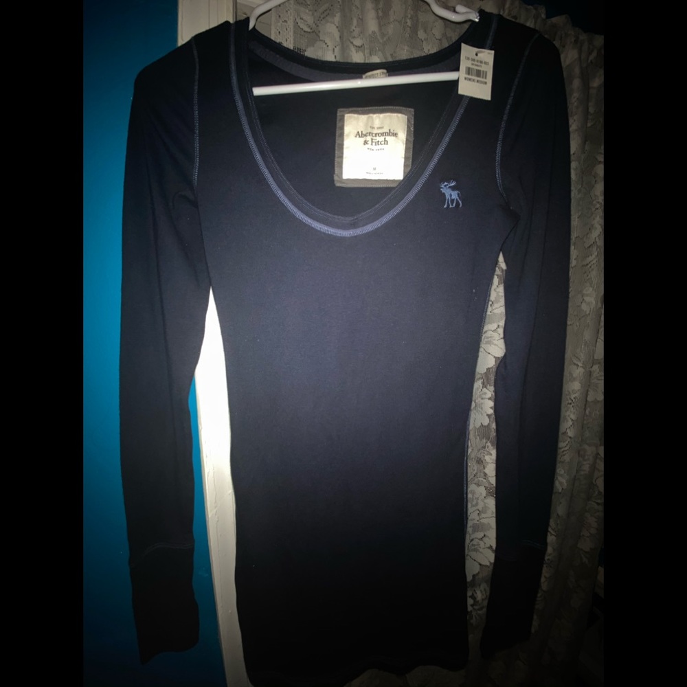 NWT Navy Blue Long Sleeve Abercrombie shirt